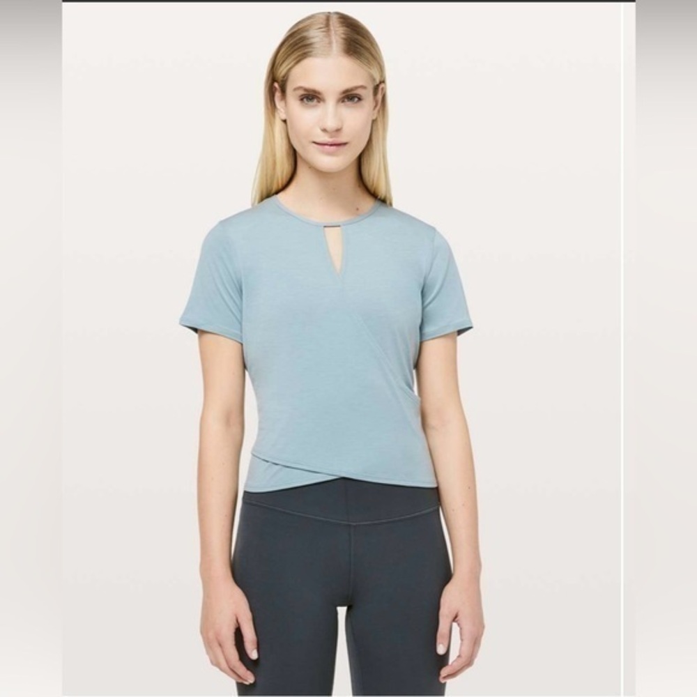 Lululemon Round Trip Short Sleeve Blue Cast